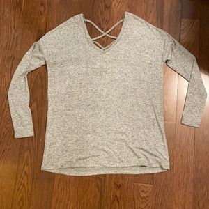 GARAGE LONGSLEEVE VNECK